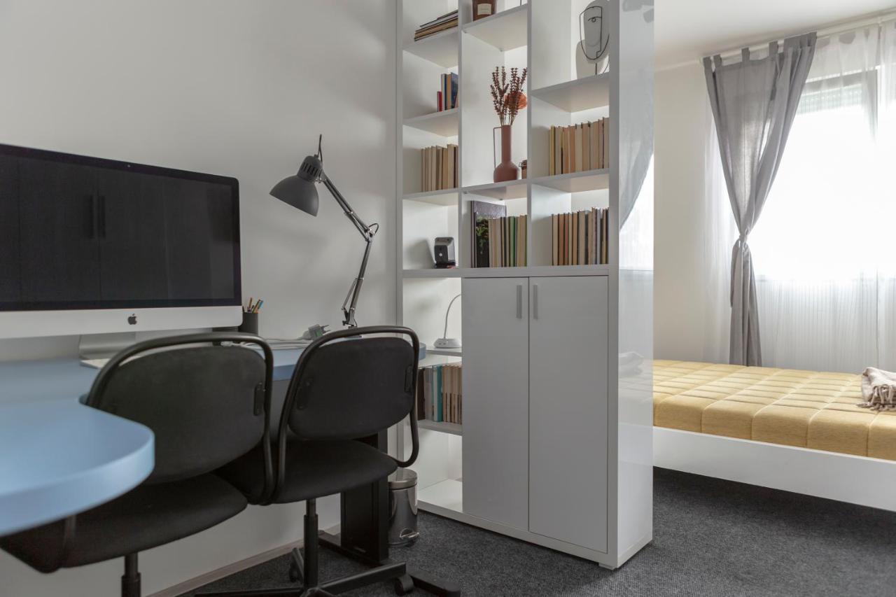 Apartman Pletisanak 고르니 밀라노바츠 외부 사진